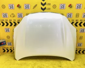 Капот Toyota