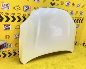 Капот Toyota