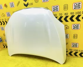 Капот Toyota