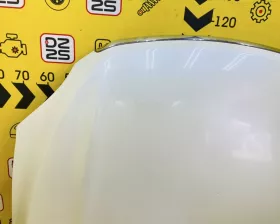 Капот Toyota
