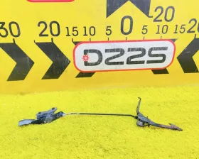 Замок капота Toyota