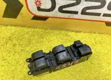 Блок управления стеклоподъемниками TOYOTA LAND CRUISER PRADO 1994 8482022310 KZJ78W 1KZTE, передний правый