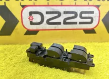 Блок управления стеклоподъемниками TOYOTA LAND CRUISER PRADO 1994 8482022310 KZJ78W 1KZTE, передний правый