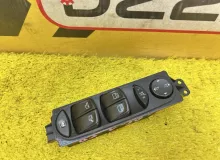 Блок управления стеклоподъемниками Mercedes-Benz V-CLASS 2008 A6395451313 W639 M272E35/272.978/272978, передний правый