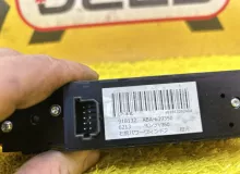 Блок управления стеклоподъемниками Mercedes-Benz V-CLASS 2008 A6395451313 W639 M272E35/272.978/272978, передний правый