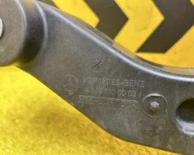Телевизор Mercedes-Benz