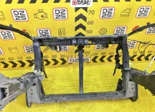 Телевизор TOYOTA ESQUIRE 2015 5320528200 ZRR85G 3ZRFAE, передний