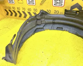 Подкрылок Toyota