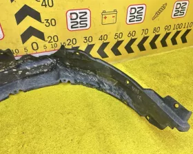 Подкрылок Toyota