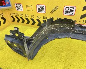 Подкрылок Toyota