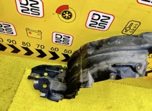 Подкрылок TOYOTA VOXY 2014 5380528090 ZWR80G 2ZRFXE, передний правый