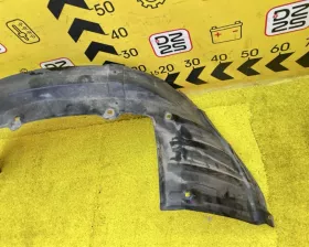 Подкрылок Toyota