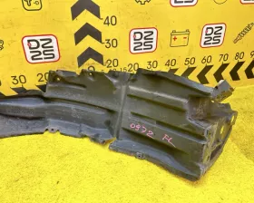 Подкрылок TOYOTA
