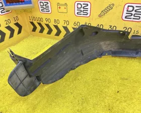 Подкрылок Toyota