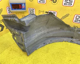 Подкрылок Toyota
