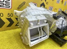 Печка салона TOYOTA ESQUIRE 2015 8705028710 ZWR80G 2ZRFXE, передняя