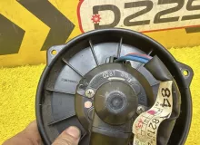 Мотор печки TOYOTA HIACE 1997 8710326010 KZH106W 1KZTE, передний