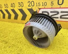 Мотор печки Toyota