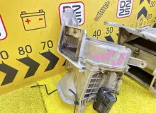 Печка салона TOYOTA LAND CRUISER 1991 8713060220 HDJ81V 1HDT, передняя