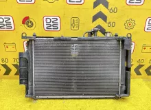 Радиатор основной TOYOTA AQUA 2012 1640021330 NHP10 1NZFXE, передний