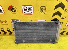 Радиатор кондиционера TOYOTA COROLLA FIELDER 2014 8846012590 NKE165G 1NZFXE, передний