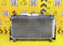 Радиатор основной TOYOTA ESQUIRE 2015 1640037280 ZRR85G 3ZRFAE, передний