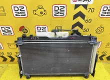 Радиатор основной TOYOTA ESQUIRE 2015 1640037280 ZRR85G 3ZRFAE, передний