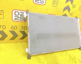 Радиатор кондиционера Nissan
