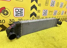 Интеркулер Land Rover RANGE ROVER EVOQUE 2012 LR031467 L538 204PT, передний