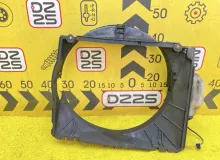 Диффузор радиатора TOYOTA HIACE 1994 1670167020 KZH106W 1KZTE, передний