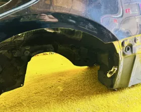 Крыло заднее Toyota