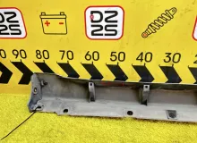 Накладка на порог TOYOTA RAV4 2000/Цвет 064 7691142040A0 ZCA26W 1ZZFE, передняя правая