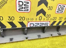 Накладка на порог TOYOTA RAV4 2000/Цвет 064 7691142040A0 ZCA26W 1ZZFE, передняя правая