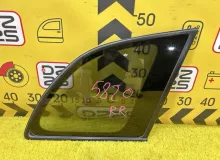 Стекло собачника TOYOTA RAV4 2000/Цвет 064 6271042140 ZCA26W 1ZZFE, заднее правое
