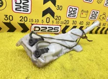 Бачок стеклоомывателя TOYOTA RAV4 2000/Цвет 064 8531542130 ZCA26W 1ZZFE, передний