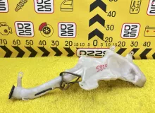 Бачок стеклоомывателя TOYOTA RAV4 2000/Цвет 064 8531542130 ZCA26W 1ZZFE, передний