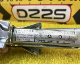 Поддомкратник/ домкрат TOYOTA