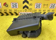 Корпус воздушного фильтра TOYOTA RAV4 2000/Цвет 064 1770022110 ZCA26W 1ZZFE, передний