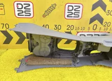 Бардачок между сиденьями TOYOTA RAV4 2000/Цвет 064 5890142010 ZCA26W 1ZZFE, передний