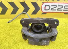 Суппорт TOYOTA RAV4 2000/Цвет 064 4773042040 ZCA26W 1ZZFE, передний правый