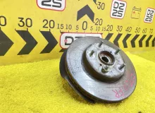 Ступица TOYOTA RAV4 2000/Цвет 064 ZCA26W 1ZZFE, передняя правая