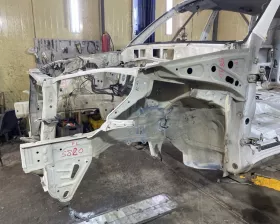Лонжерон Toyota