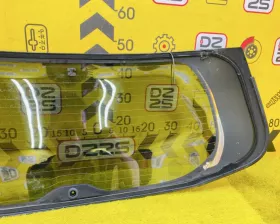Стекло двери багажника Honda