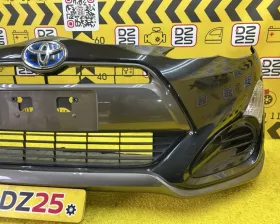 Бампер Toyota