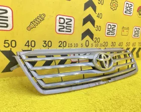 Решетка радиатора TOYOTA