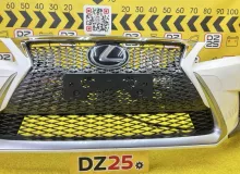 Бампер LEXUS CT200H 2012 5211976040 ZWA10 2ZRFXE, передний