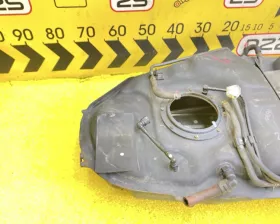 Топливный бак Toyota