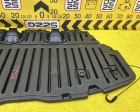 Пол багажника пластик Toyota