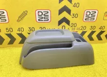 Бардачок между сиденьями TOYOTA HIACE 2006 5881026210 KDH205V 2KDFTV, передний