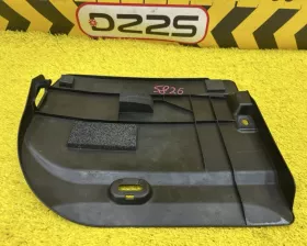 Пластиковая крышка на двс TOYOTA
